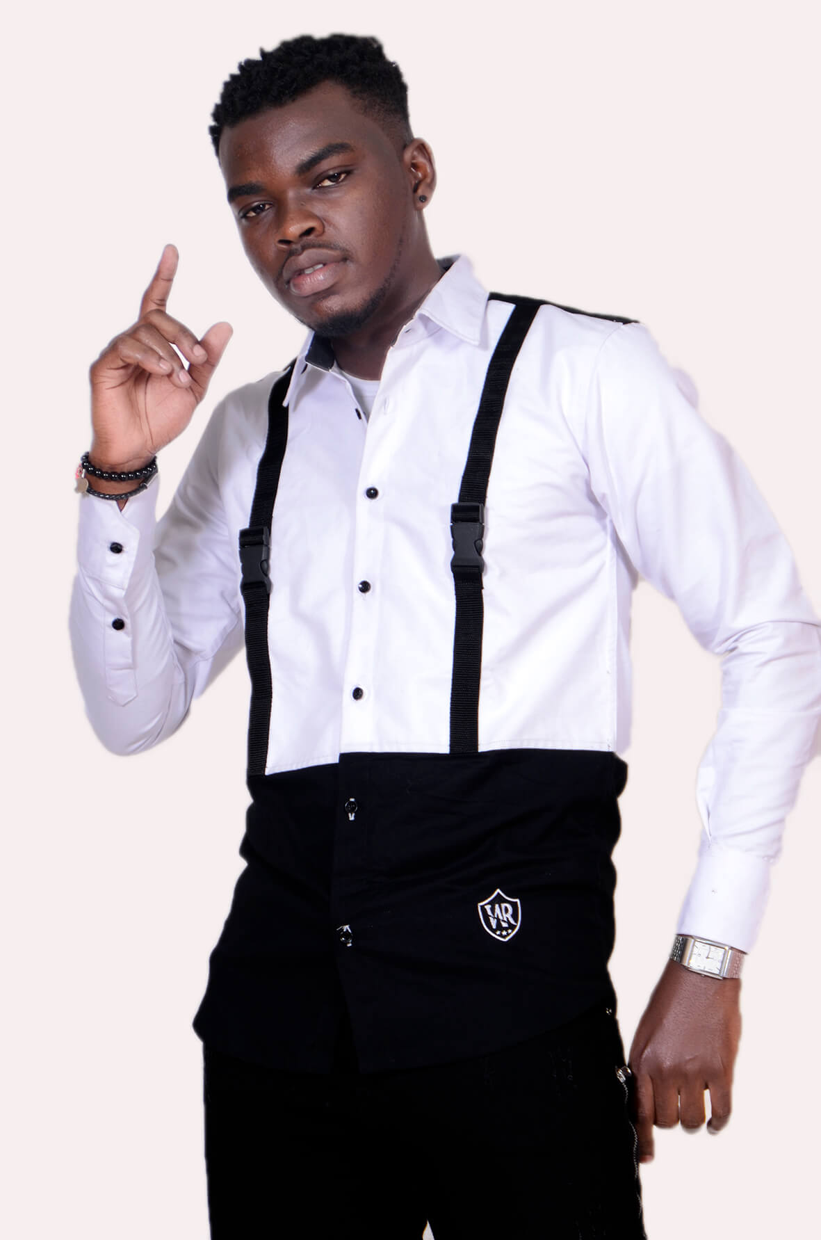 Chemise boutonné à bretelle pour hommes  (noir / blanc)